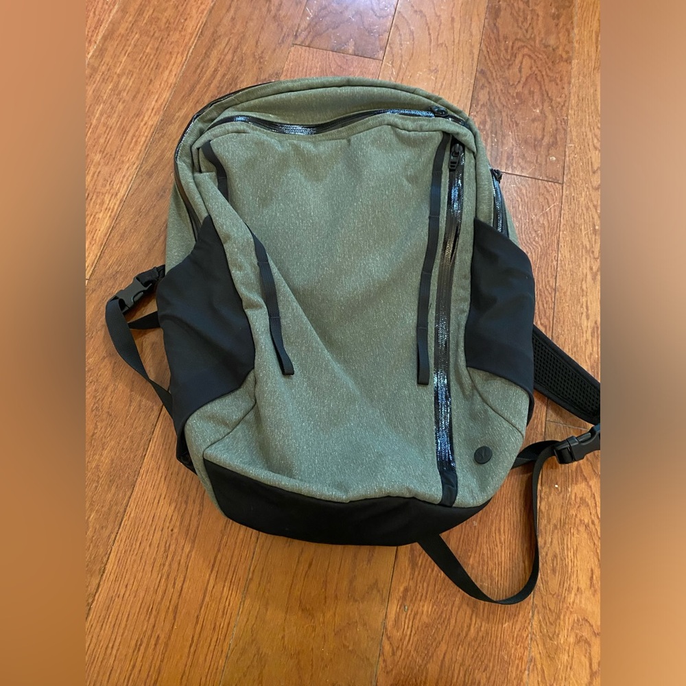 Lululemon Core Backpack 2.0 20L
